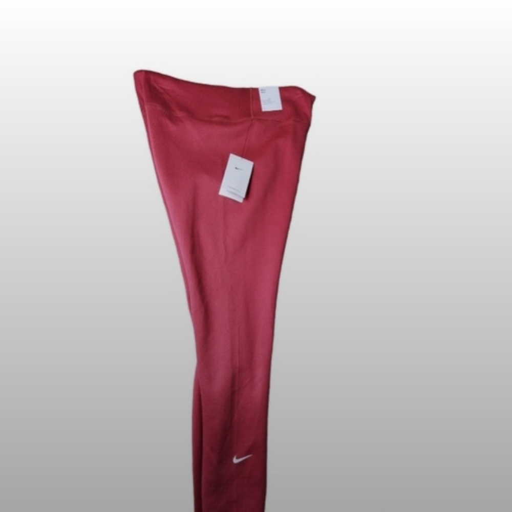Nike One Tight Fit Legging Pink - Picture 3 of 5